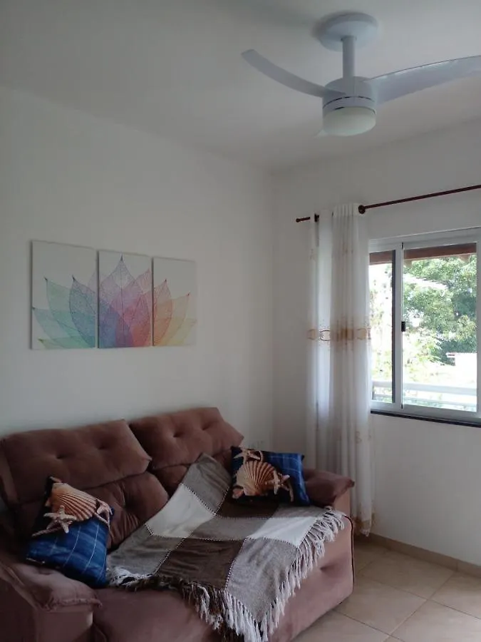 Quarto Em Casa De Condominio Sao Pedro da Aldeia 0*,